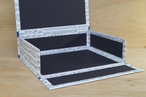 Large sheet music box with blue linen edges